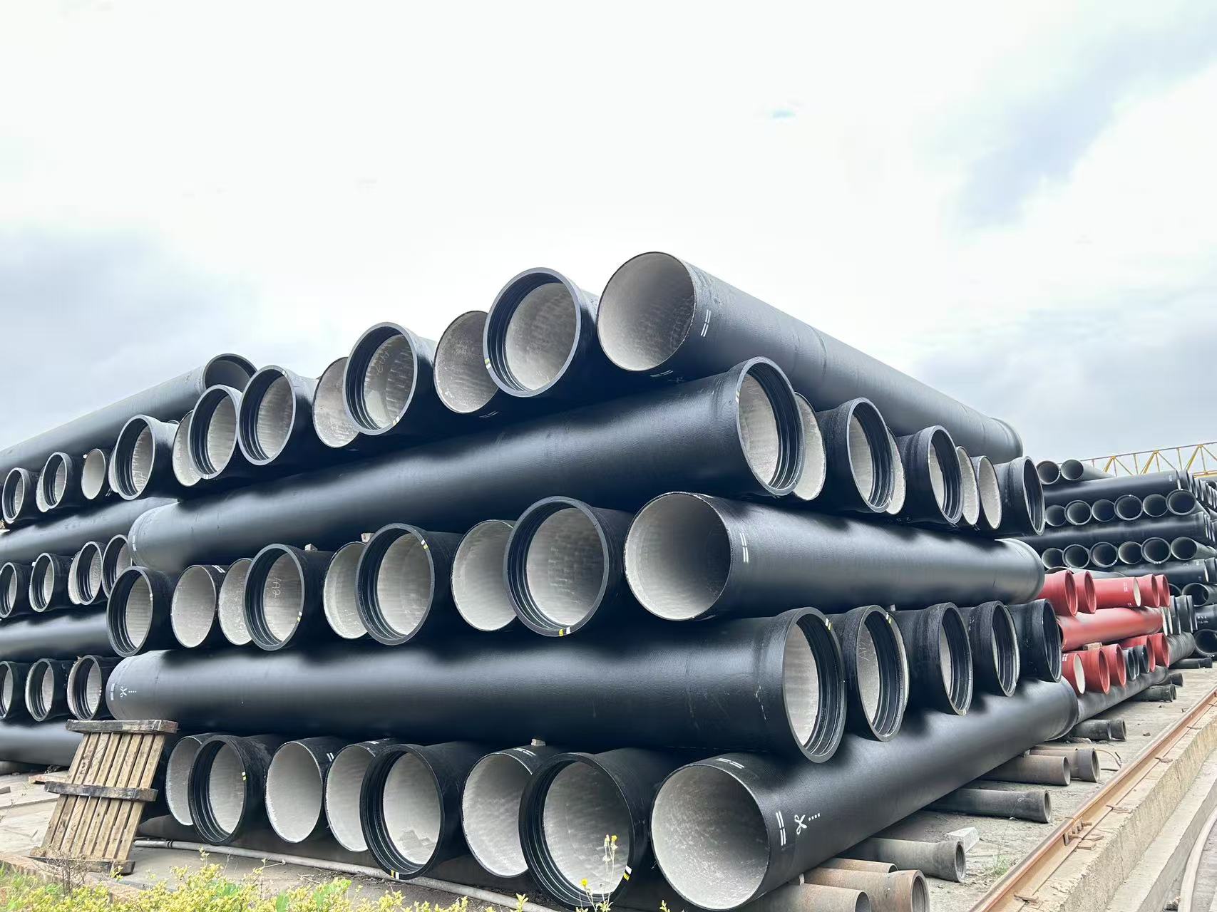 Laadukkaat K9-putket maailmanlaajuiseen vientiin – kilpailukykyiset hinnat!